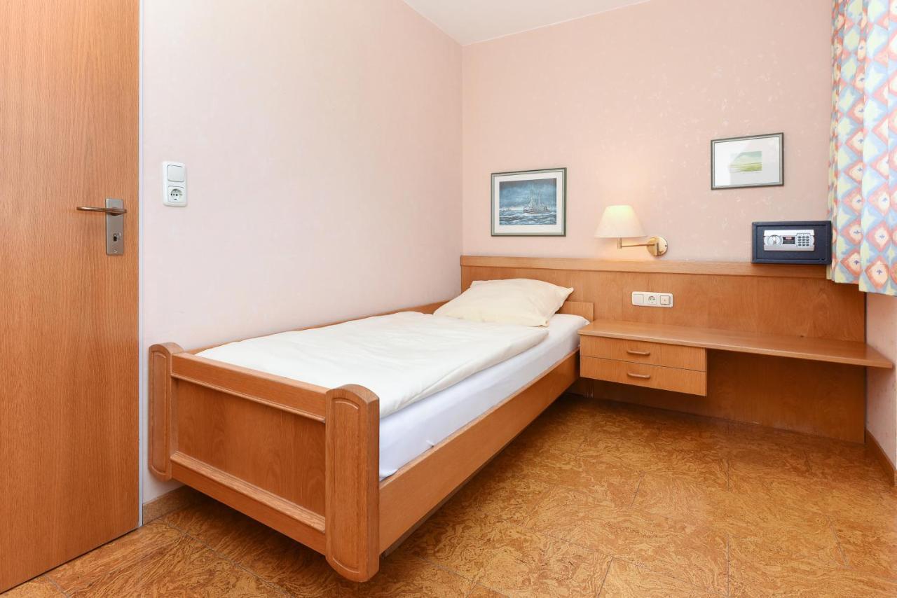Hotel-Pension Stoertebeker Bensersiel Zewnętrze zdjęcie